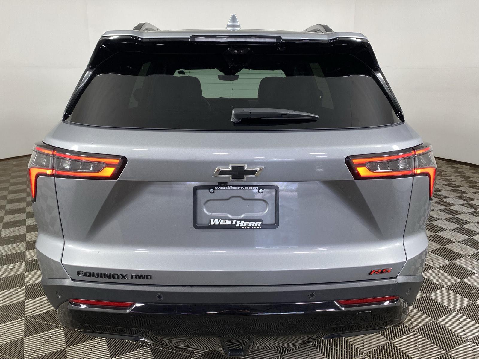 View vehicle photo 6