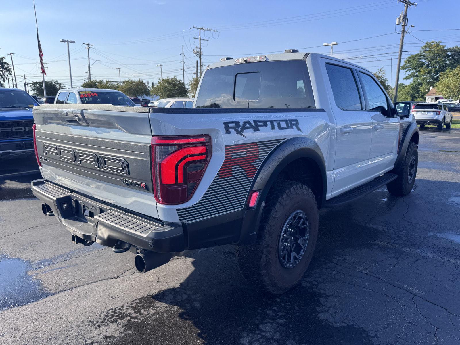 Certified Used 2024 Avalanche Gray Ford Raptor image 4