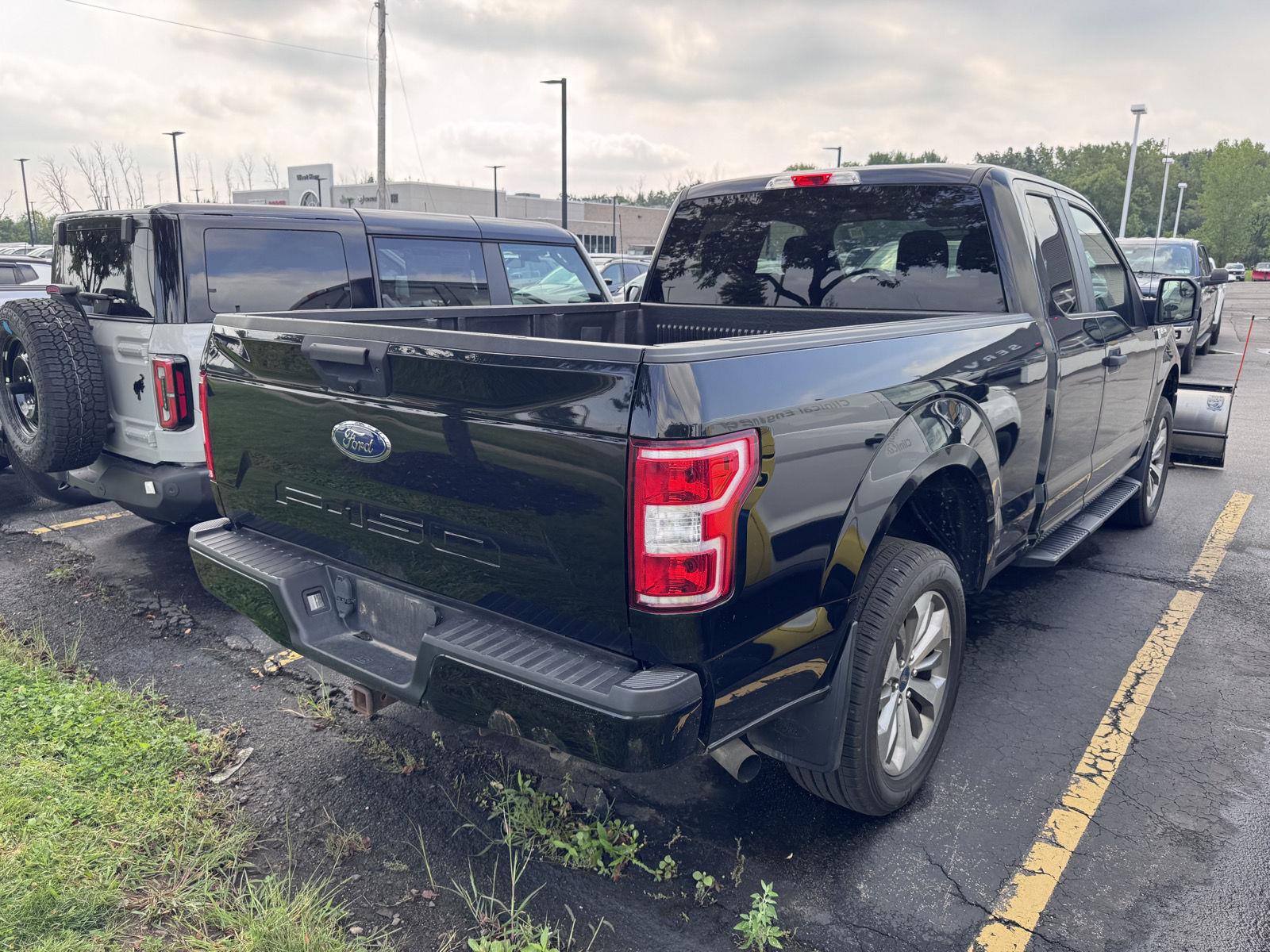 Used 2018 Shadow Black Ford XL image 3