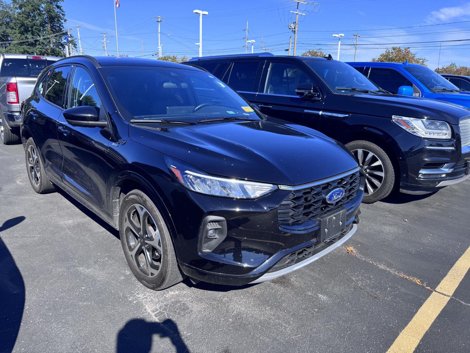 Used 2024 Agate Black Ford ST-Line Select image 3