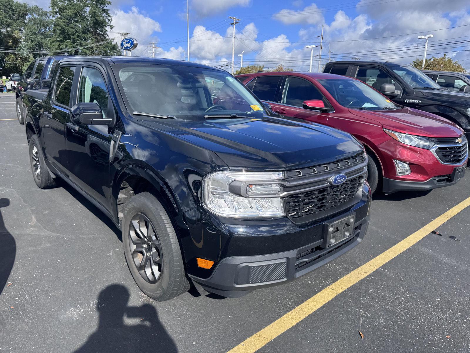 Certified Used 2023 Shadow Black Ford XLT image 3