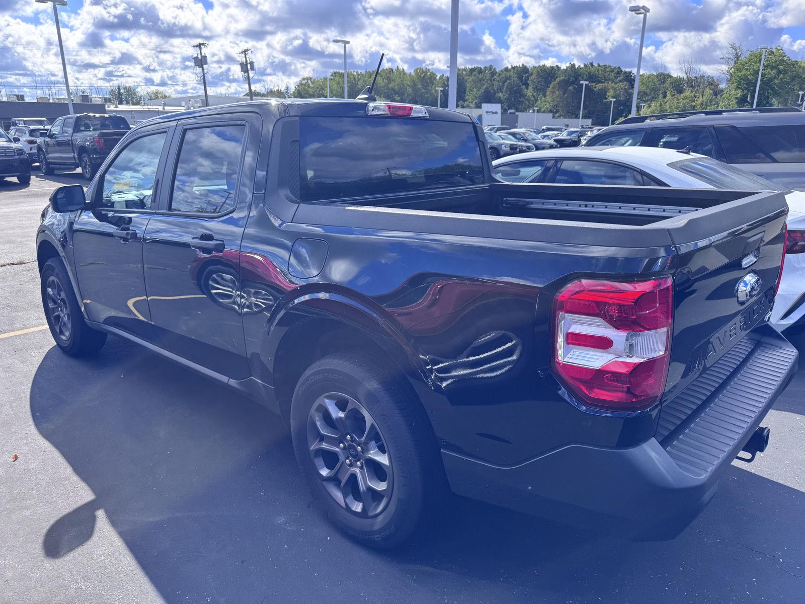 Certified Used 2023 Shadow Black Ford XLT image 6
