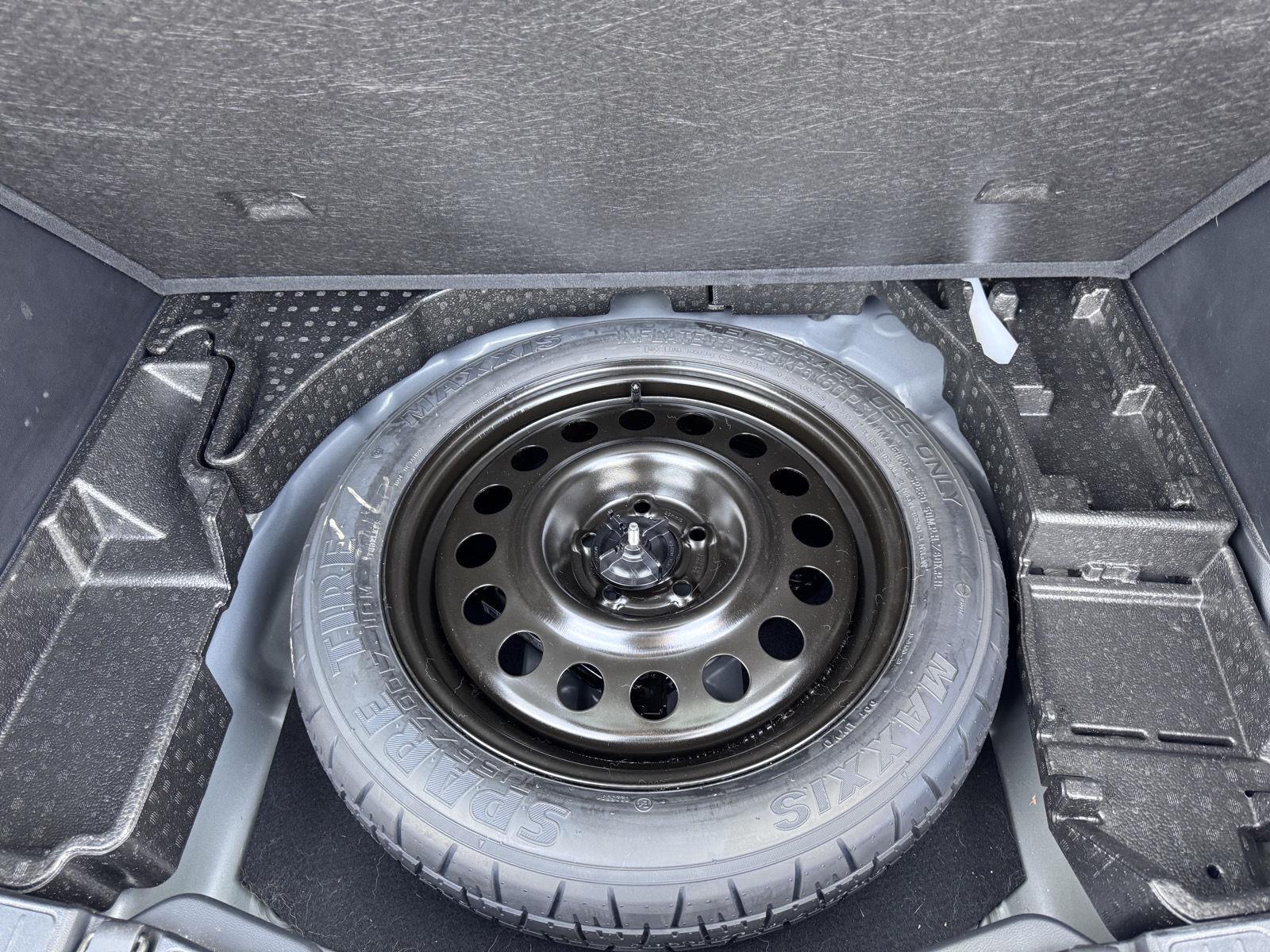Used 2023 Carbonized Gray Ford Active image 8