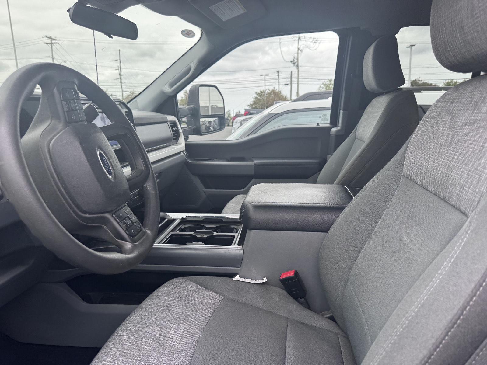 Used 2024 Antimatter Blue Ford XLT image 8