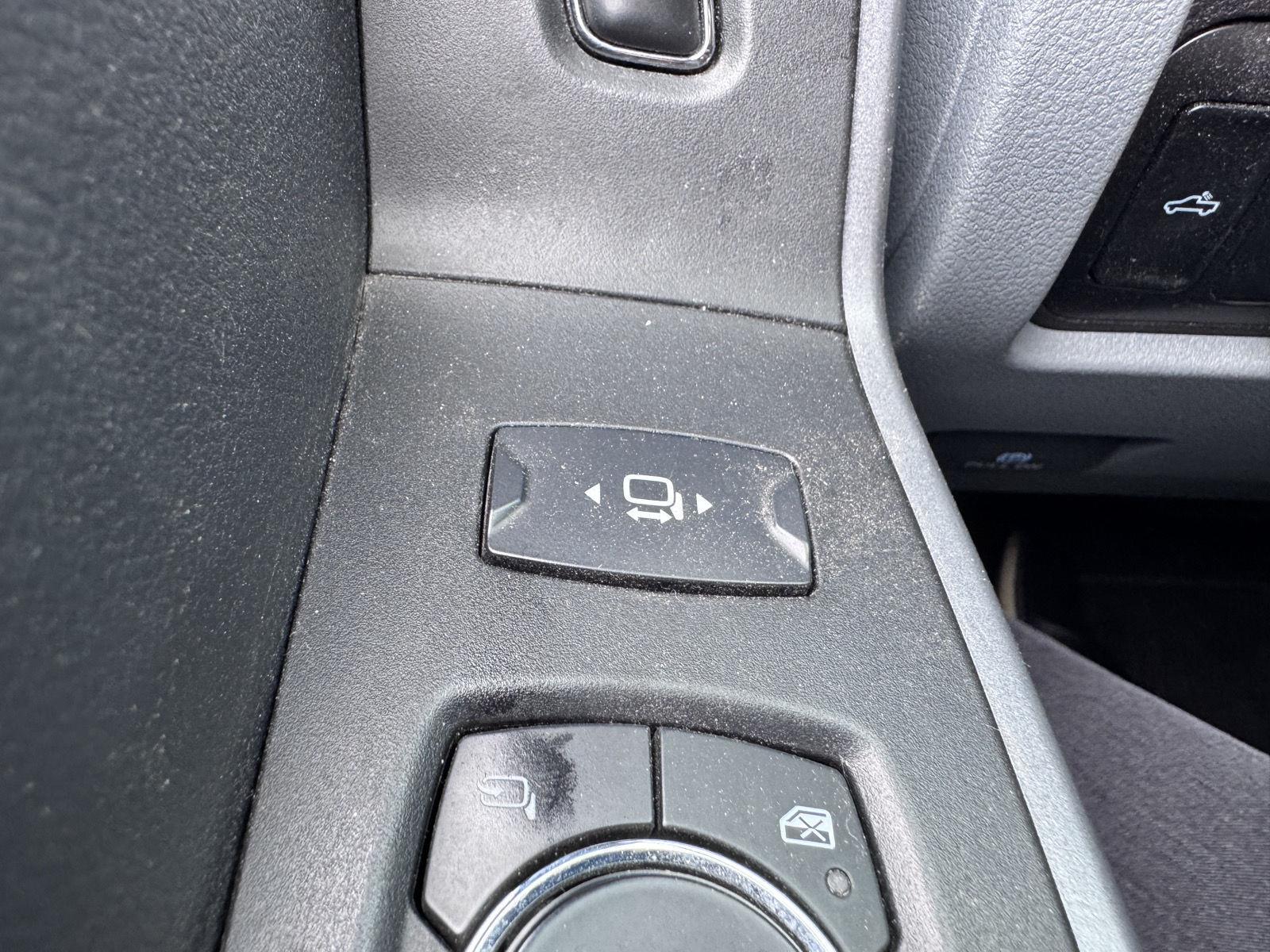 Used 2024 Antimatter Blue Ford XLT image 16