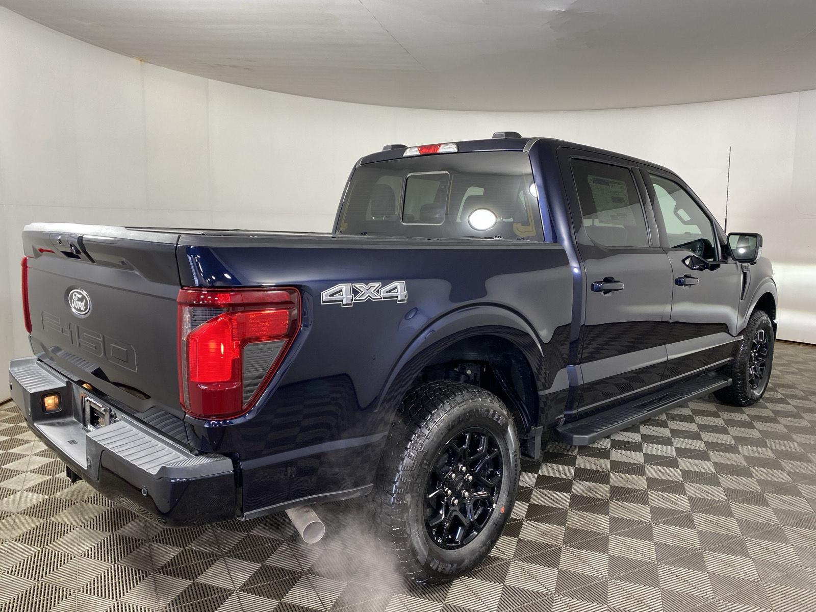 Used 2026 Antimatter Blue Metallic Ford XLT image 7