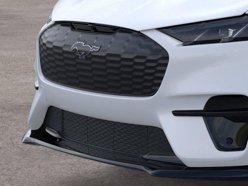 New 2026 Star White Metallic Tri-Coat Ford Premium image 17