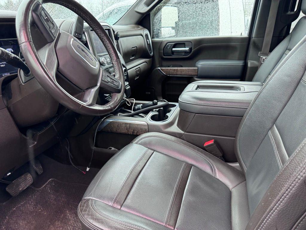 Used 2021 White Frost GMC Denali image 7