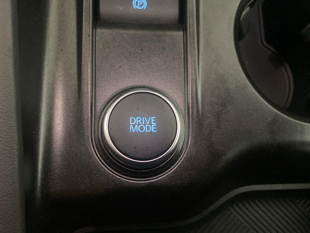 Used 2025 Vapor Blue Ford Active image 6