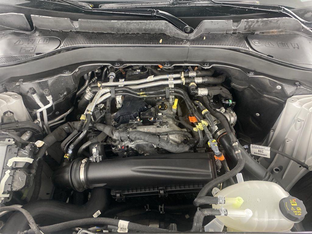 Used 2025 Vapor Blue Ford Active image 16