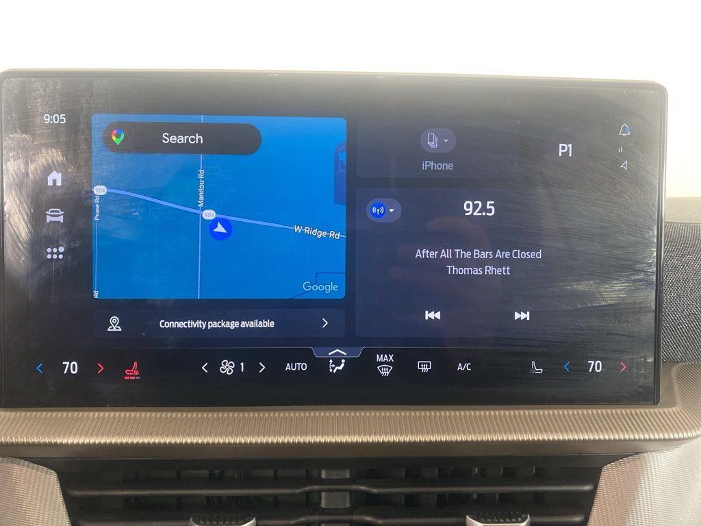 Used 2025 Vapor Blue Ford Active image 3