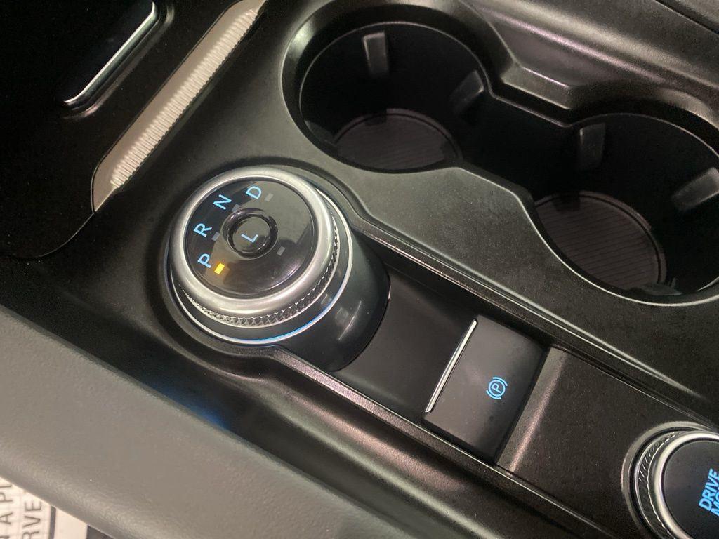 Used 2025 Vapor Blue Ford Active image 5