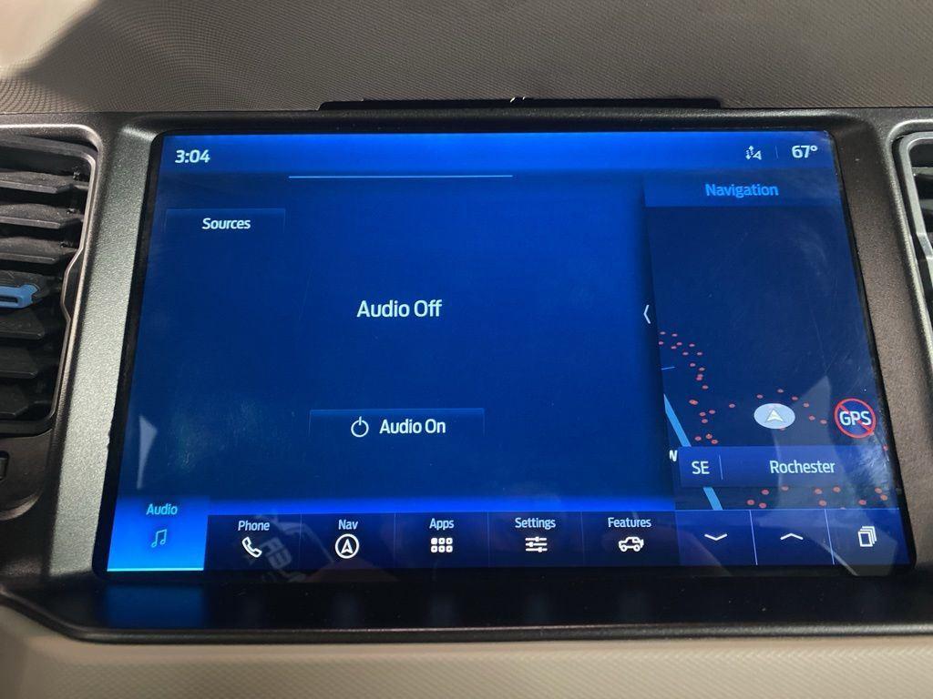 View vehicle photo 4