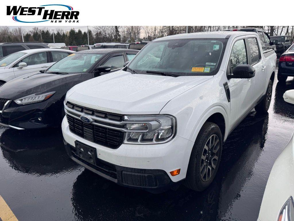 Oxford White 2024 Ford Maverick Lariat SuperCrew FWD Pickup Truck Front-Wheel Drive Continuously Variable Transmission