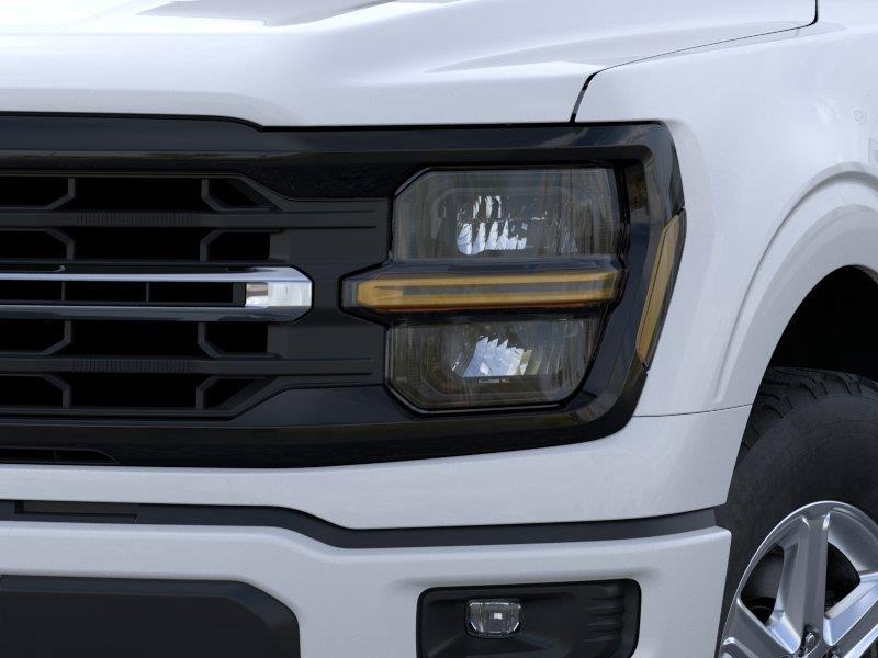 New 2026 Oxford White Ford XLT image 18