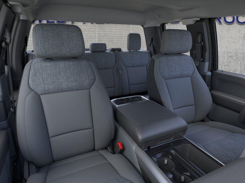 New 2026 Agate Black Ford XLT image 30