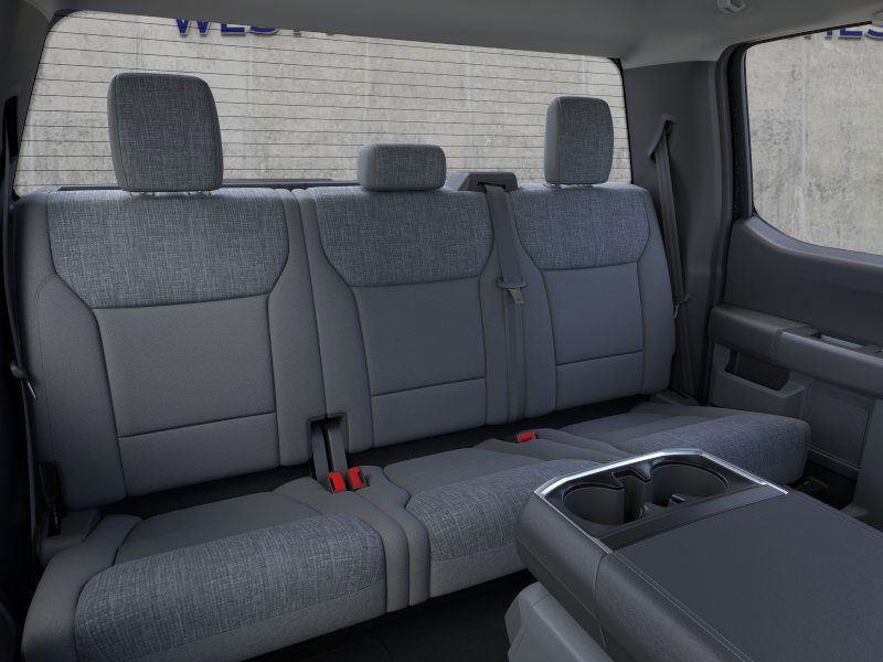New 2026 Agate Black Ford XLT image 33