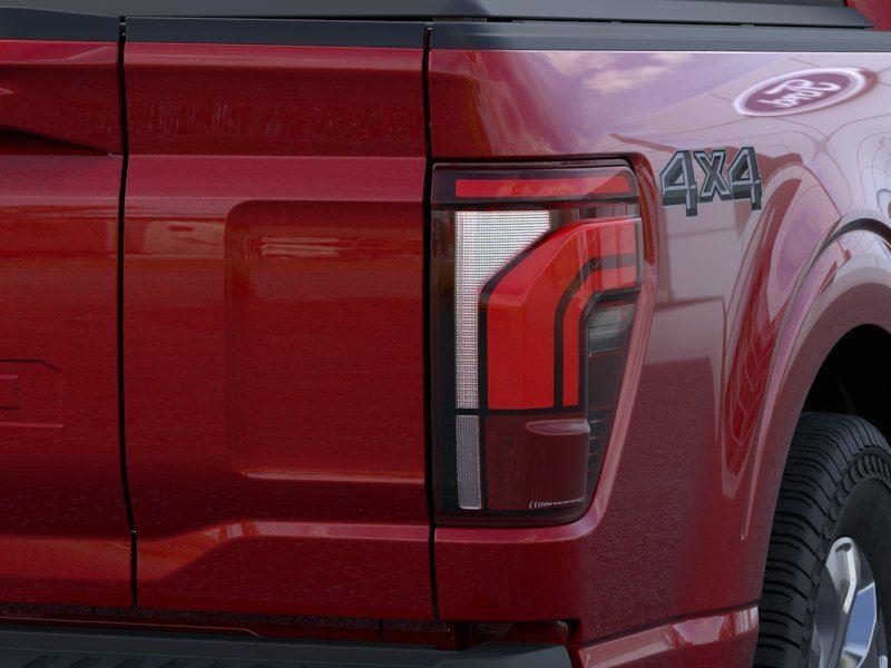 New 2026 Ruby Red Metallic Tinted Clearcoat Ford Platinum image 21