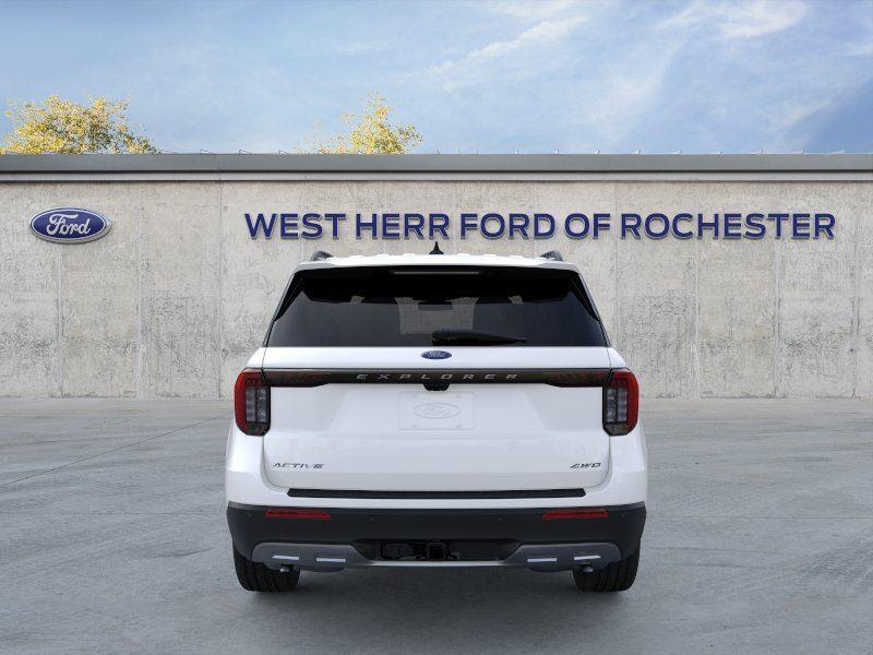 New 2026 Star White Metallic Tri-Coat Ford Active image 16