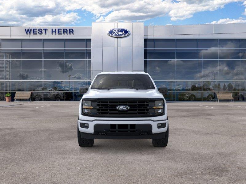 New 2026 Oxford White Ford XLT image 7