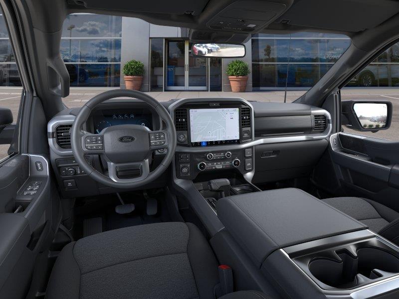 New 2026 Oxford White Ford XLT image 9