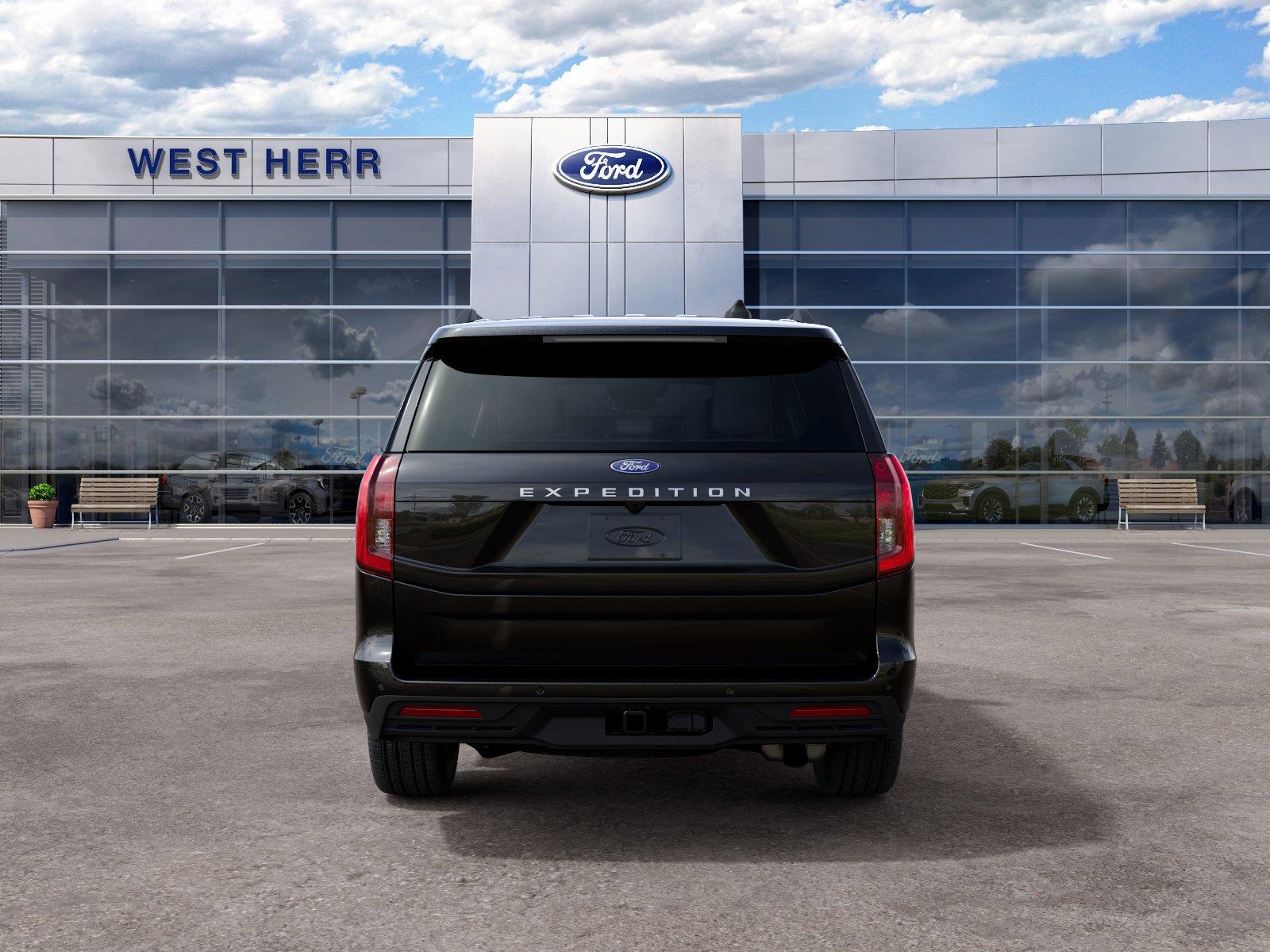 New 2027 Agate Black Ford Active image 5