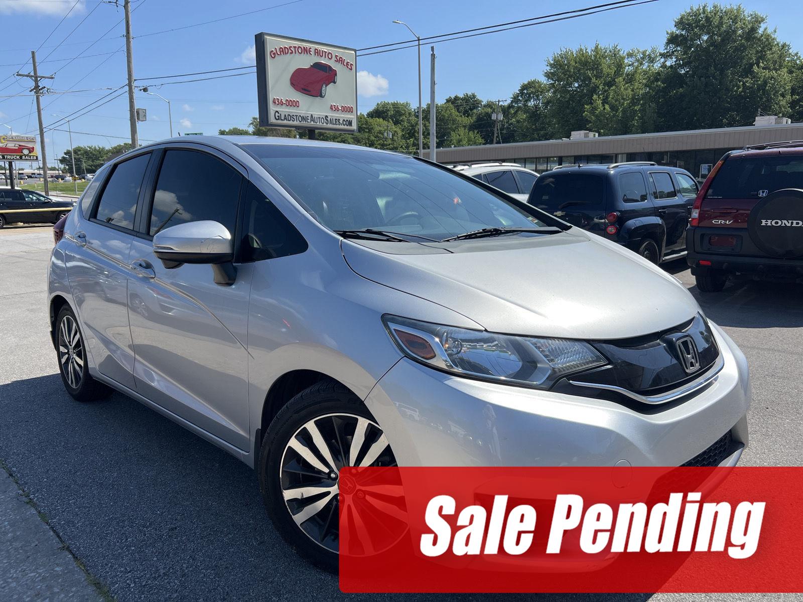Alabaster Silver Metallic 2015 Honda Fit Hatchback Front-Wheel Drive Continuously Variable Transmission