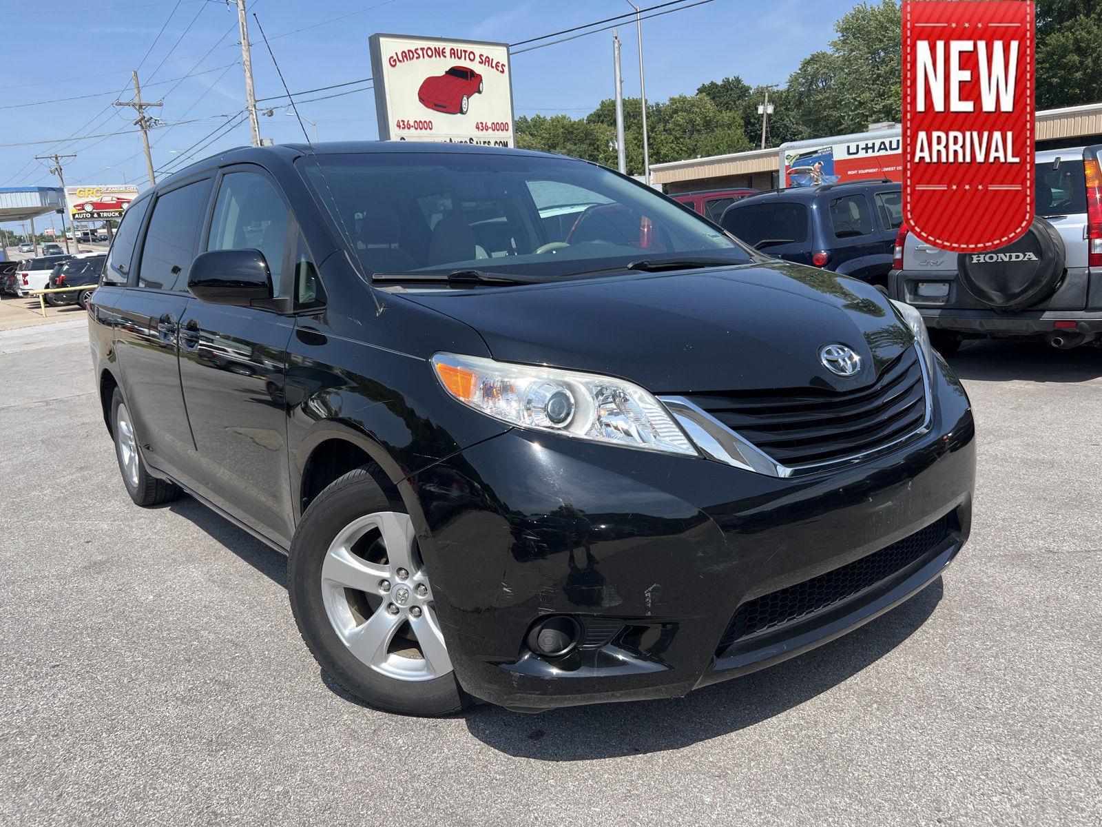 Black 2013 Toyota Sienna Minivan Front-Wheel Drive Automatic