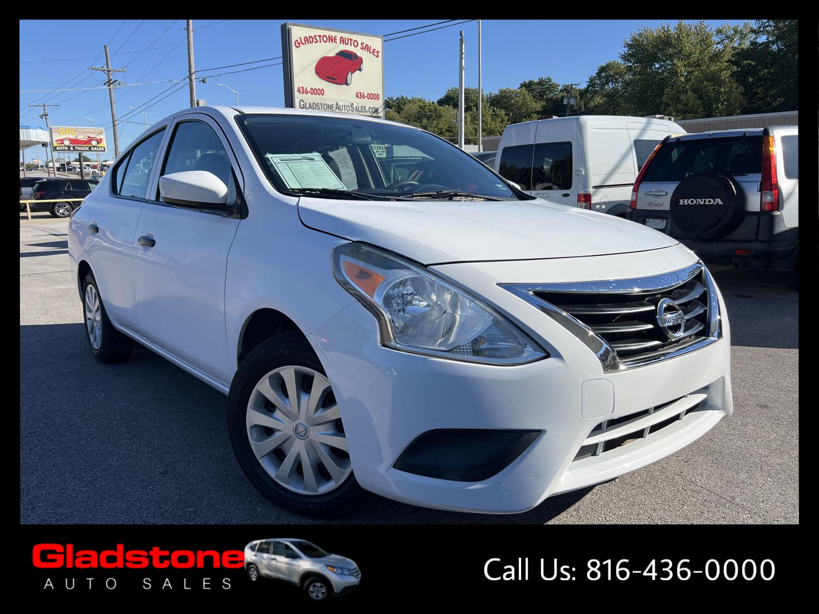 White (Fresh Powder) 2018 Nissan Versa Sedan Front-Wheel Drive Continuously Variable Transmission