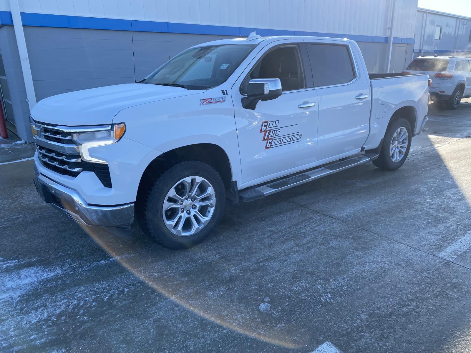 2022 Chevrolet Silverado 1500 LTZ Crew Cab 4WD