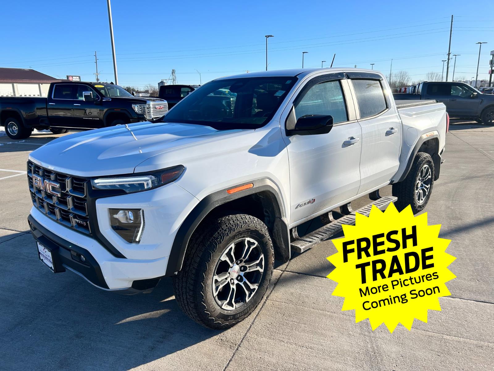 2025 GMC Canyon AT4 Crew Cab 4WD