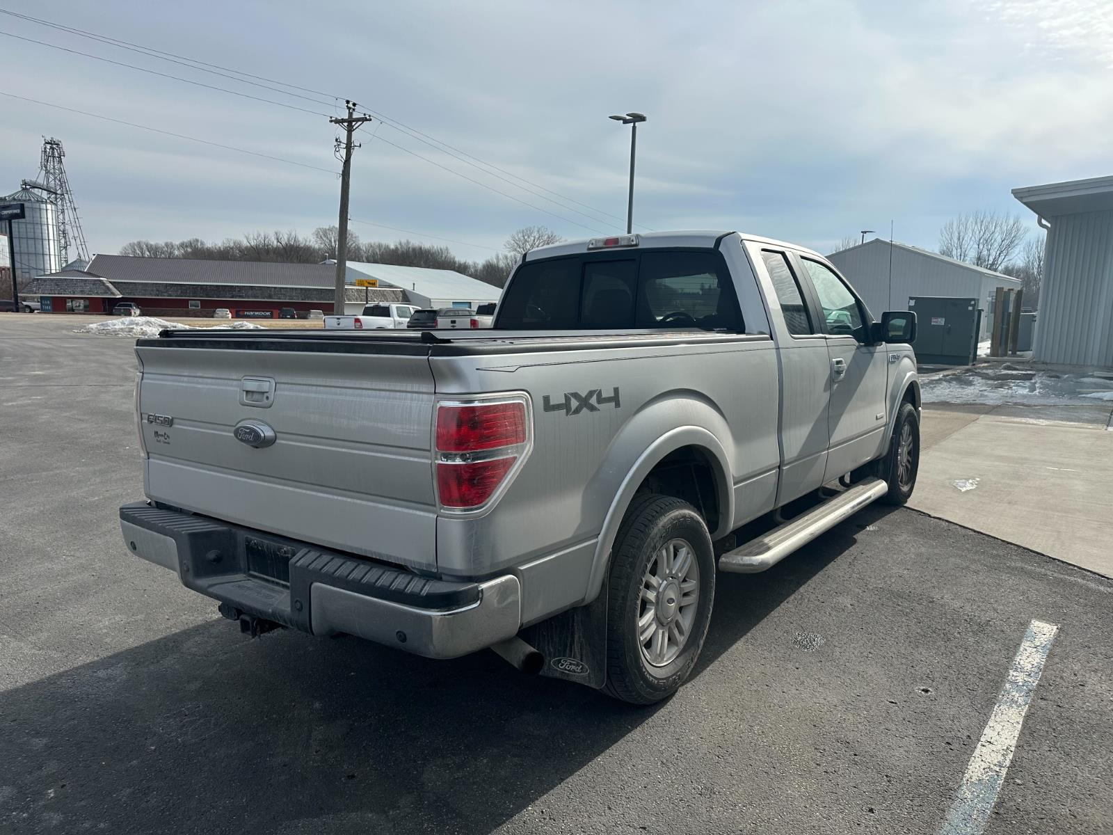 Used 2011 Ingot Silver Metallic Ford Lariat image 3