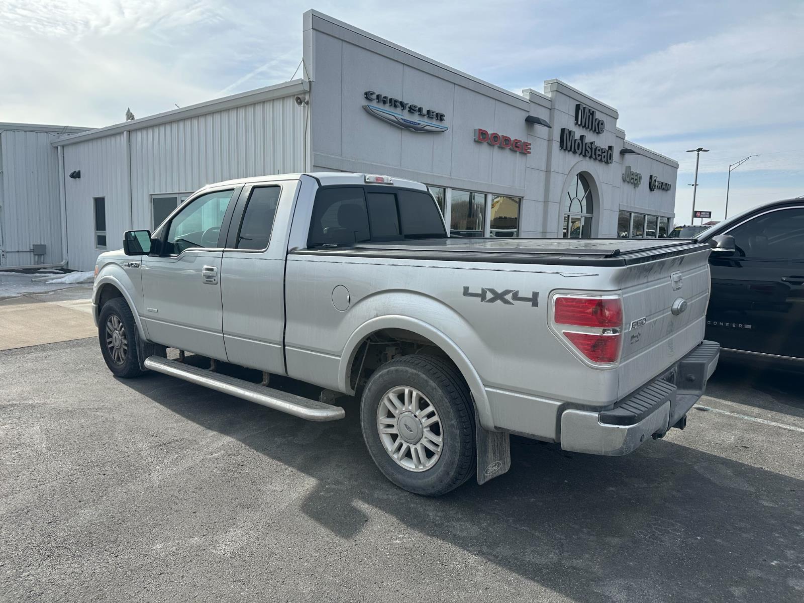 Used 2011 Ingot Silver Metallic Ford Lariat image 4