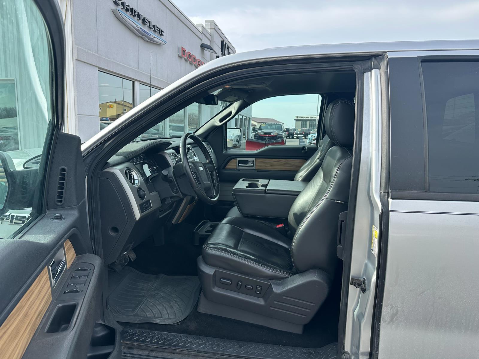 Used 2011 Ingot Silver Metallic Ford Lariat image 6