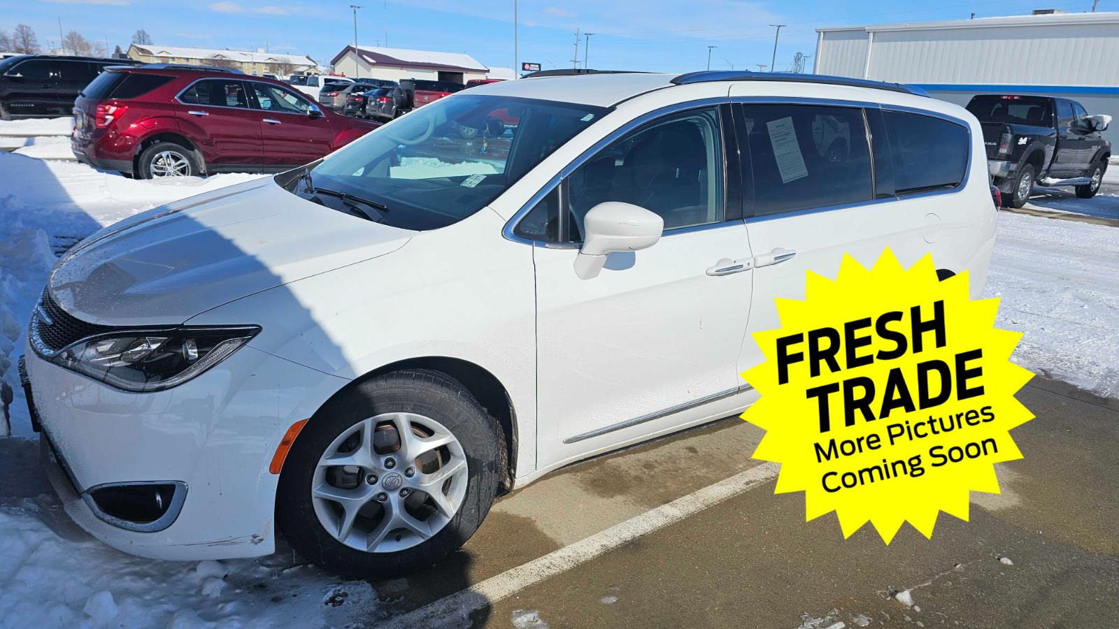 2017 Chrysler Pacifica Touring L Plus FWD