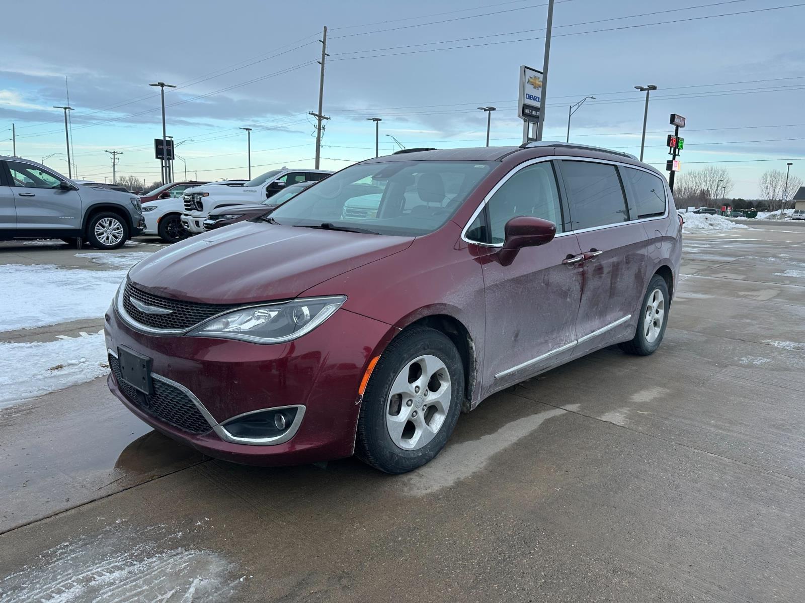 2017 Chrysler Pacifica Touring L Plus FWD