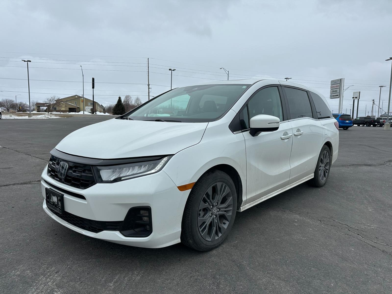 2025 Honda Odyssey Touring FWD