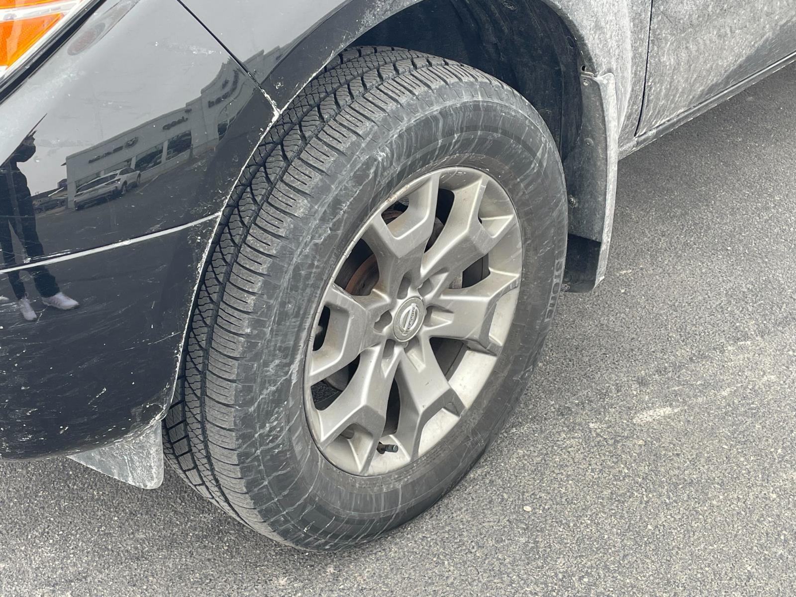 Used 2020 Magnetic Black Pearl Nissan SV image 6