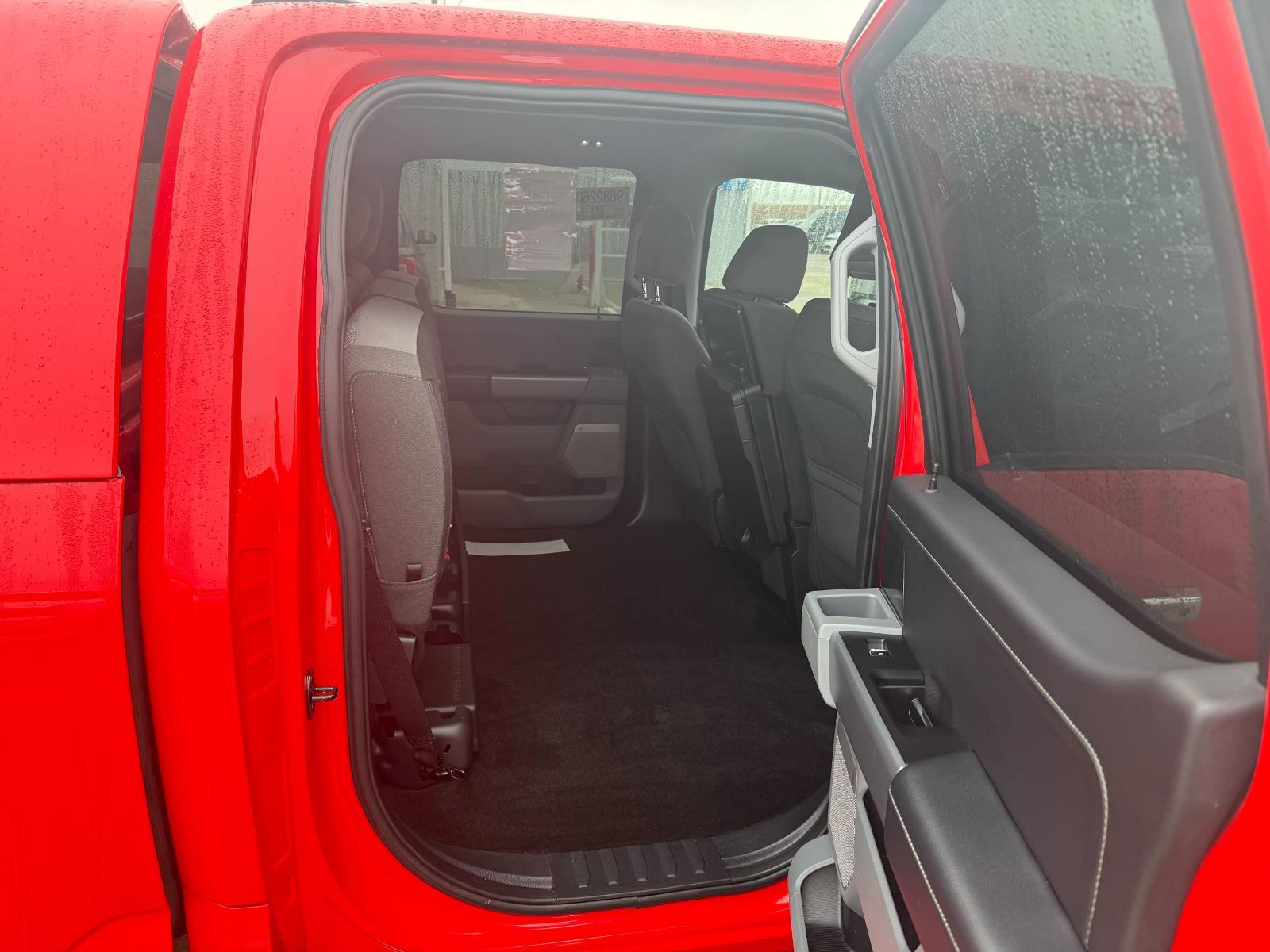 Used 2023 Race Red Ford XLT image 8