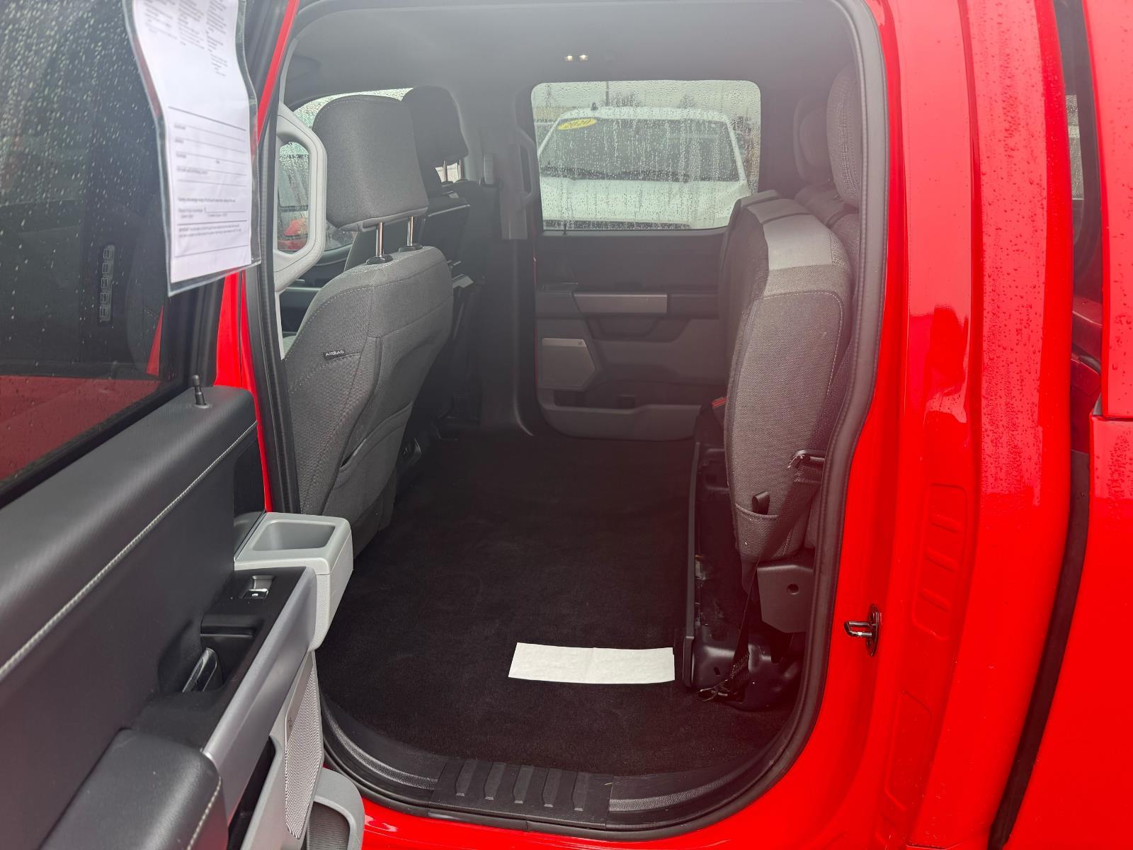 Used 2023 Race Red Ford XLT image 9