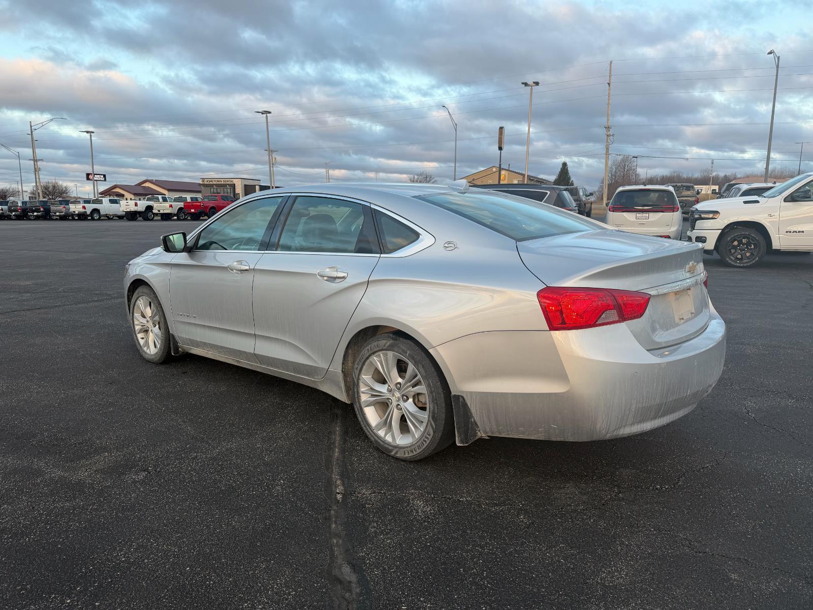 Used 2014 Silver Ice Metallic Chevrolet LT image 3