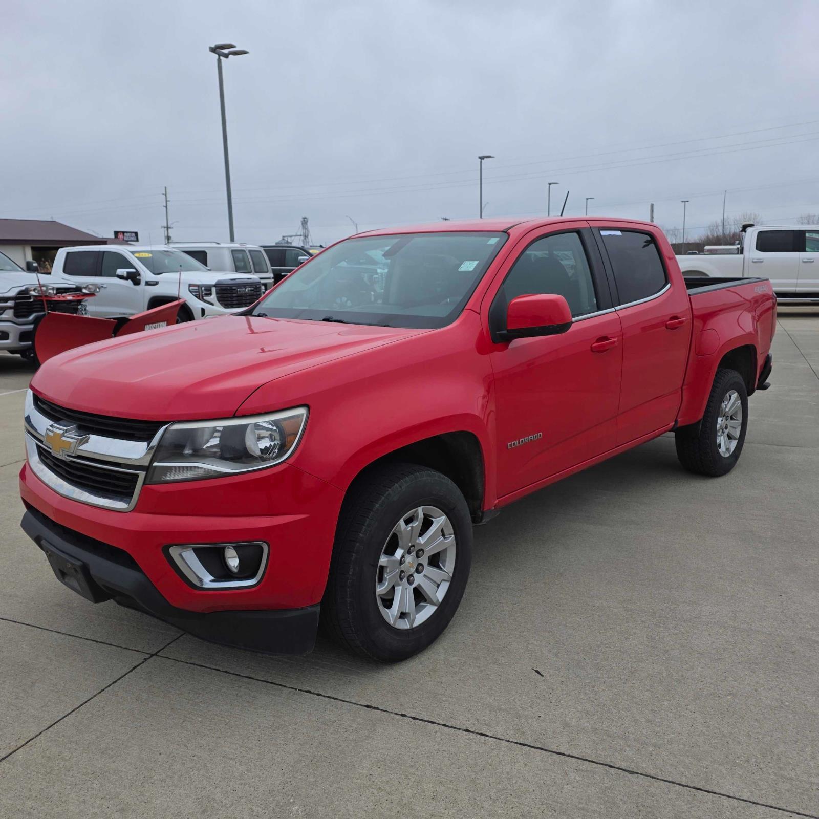 Used 2016 Red Hot Chevrolet 4WD LT image 5