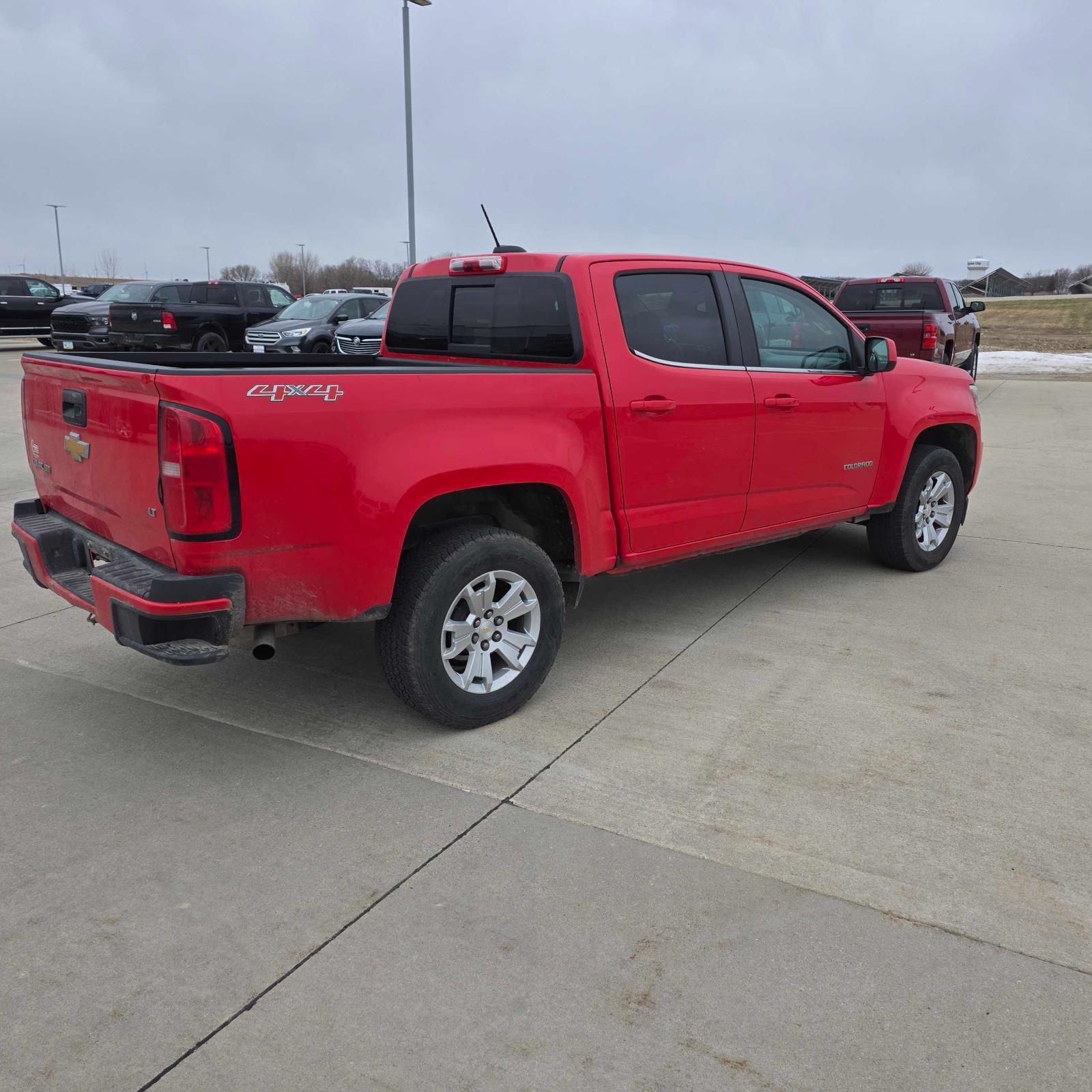 Used 2016 Red Hot Chevrolet 4WD LT image 8