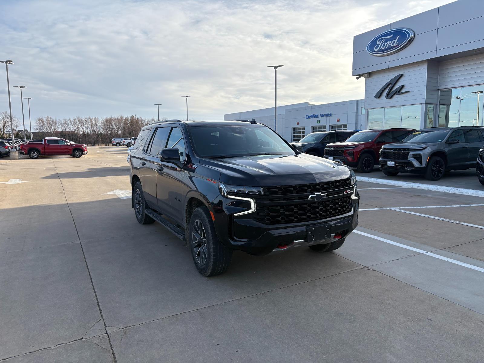 Used 2023 Midnight Blue Metallic Chevrolet Z71 image 8