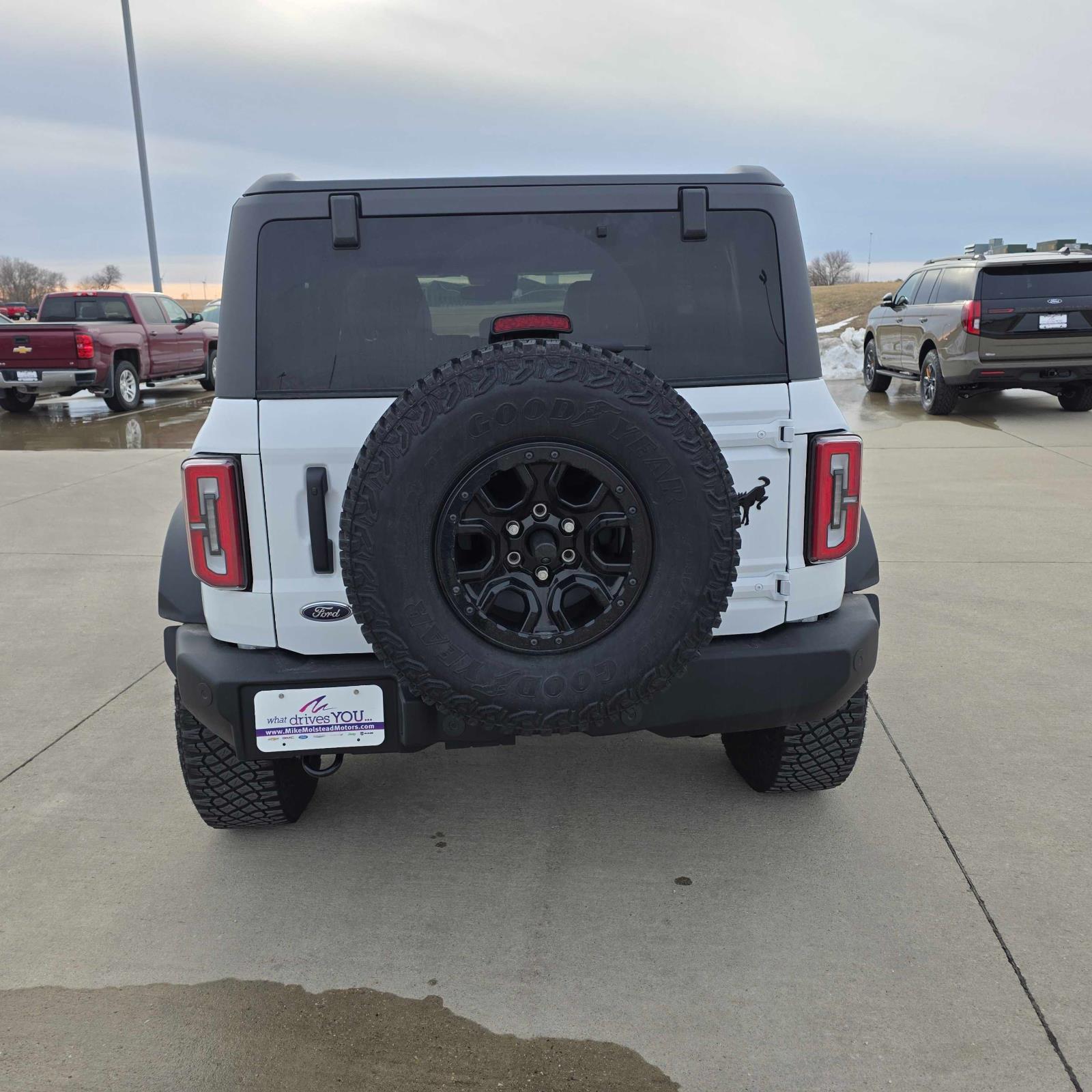 Used 2024 Oxford White Ford Wildtrak image 6