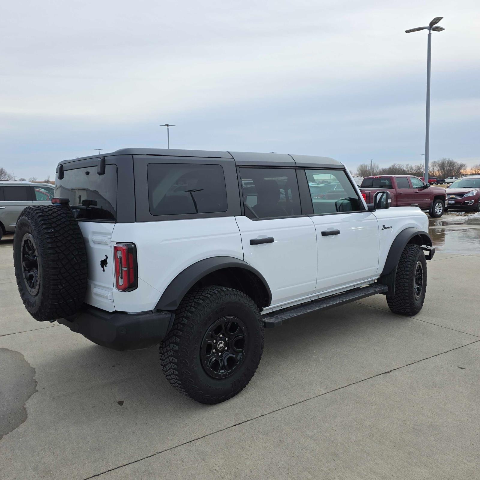 Used 2024 Oxford White Ford Wildtrak image 8
