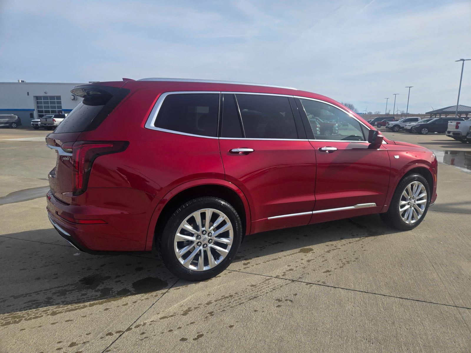 Used 2020 Red Horizon Tintcoat Cadillac AWD Premium Luxury image 4