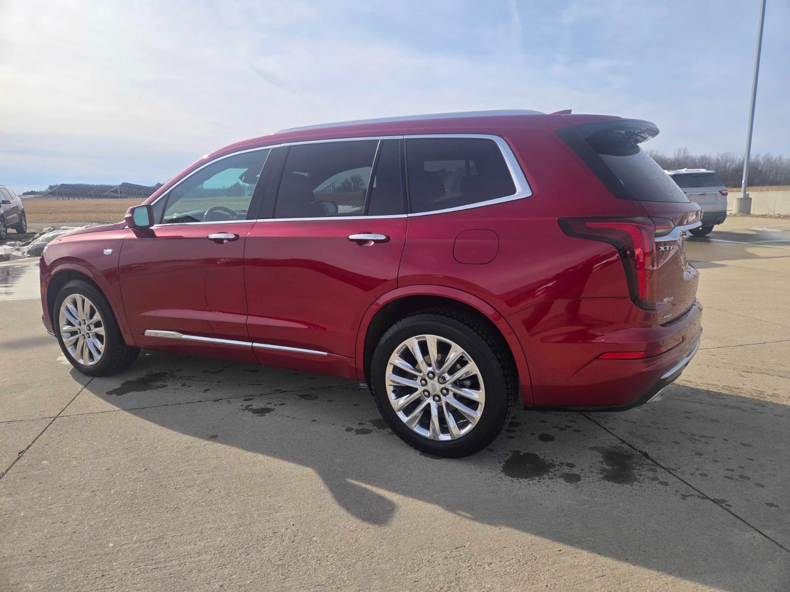 Used 2020 Red Horizon Tintcoat Cadillac AWD Premium Luxury image 7