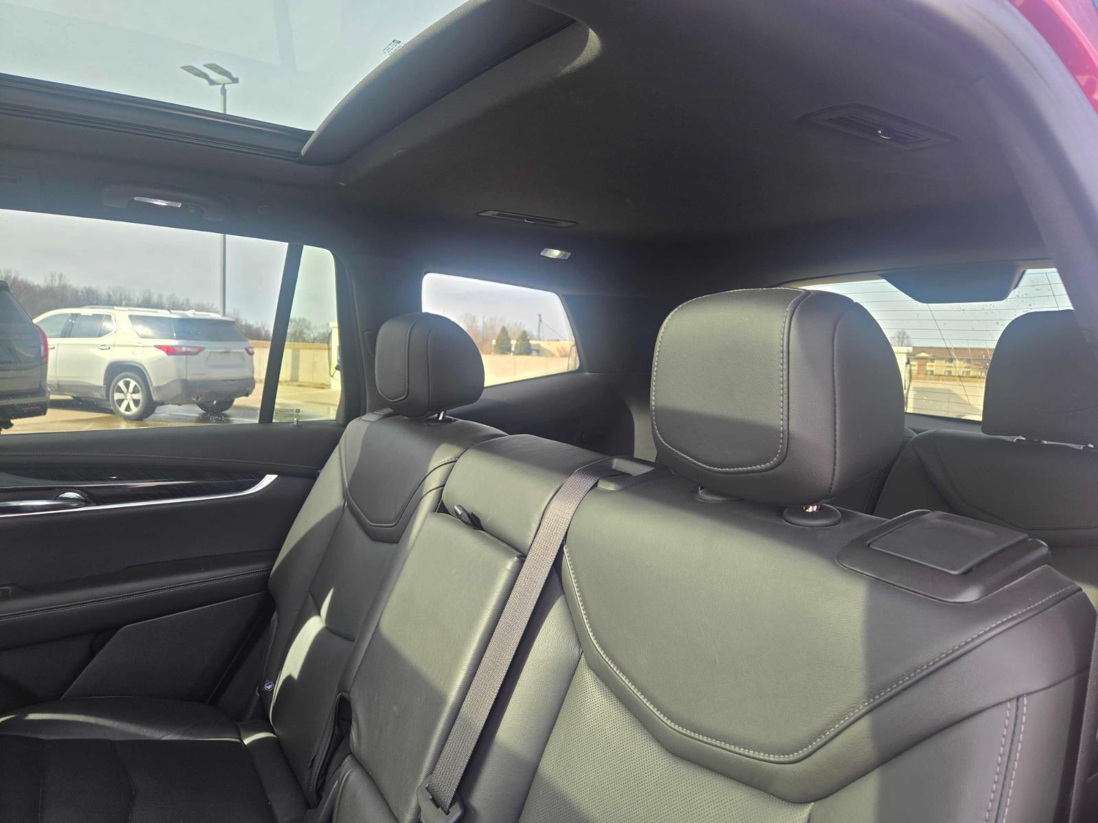 Used 2020 Red Horizon Tintcoat Cadillac AWD Premium Luxury image 9