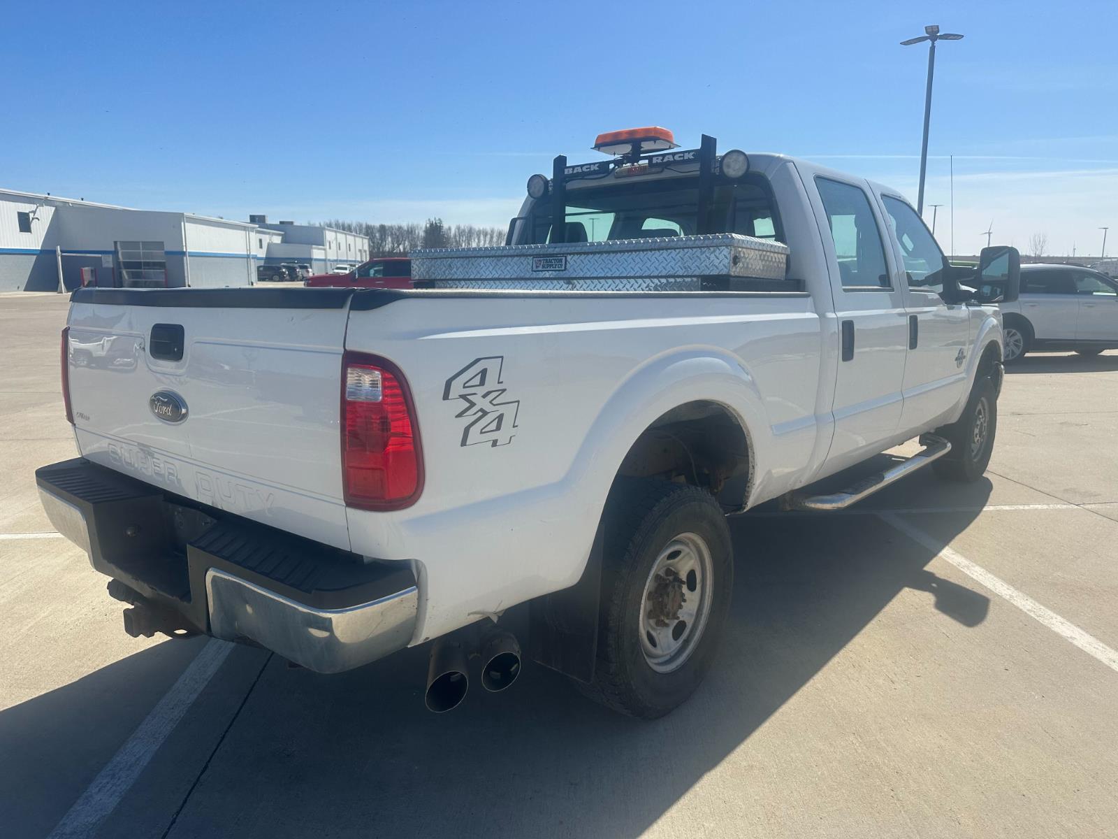 Used 2015 Oxford White FORD  image 5